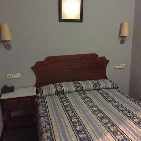 El Pilar Hotell La Carlota Eksteriør bilde