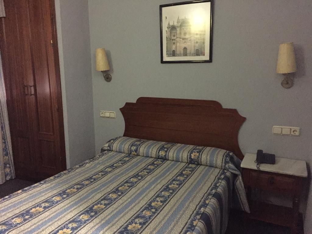 El Pilar Hotell La Carlota Rom bilde